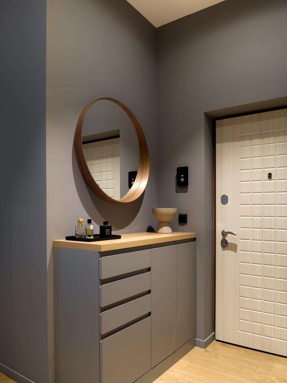 Фотография: Прихожая в стиле Современный, Минимализм, Квартира, Проект недели, Москва, 2 комнаты, 40-60 метров, 60-90 метров, Ксения Елисеева – фото на INMYROOM