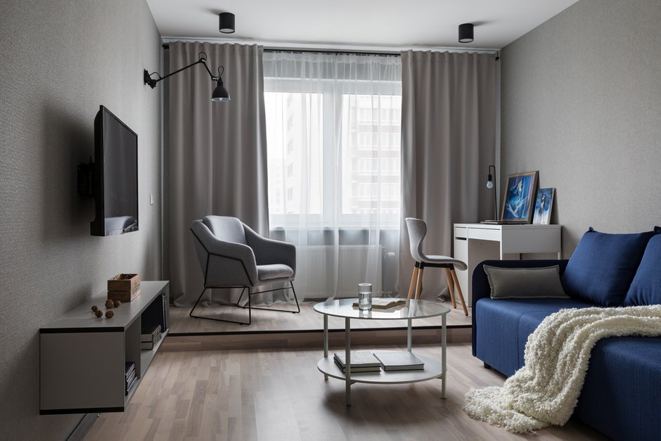 Фотография: Гостиная в стиле Современный, Квартира, Проект недели, Красный, Синий, Минск, Панельный дом, Ольга Беркова, 1 комната, 40-60 метров – фото на INMYROOM