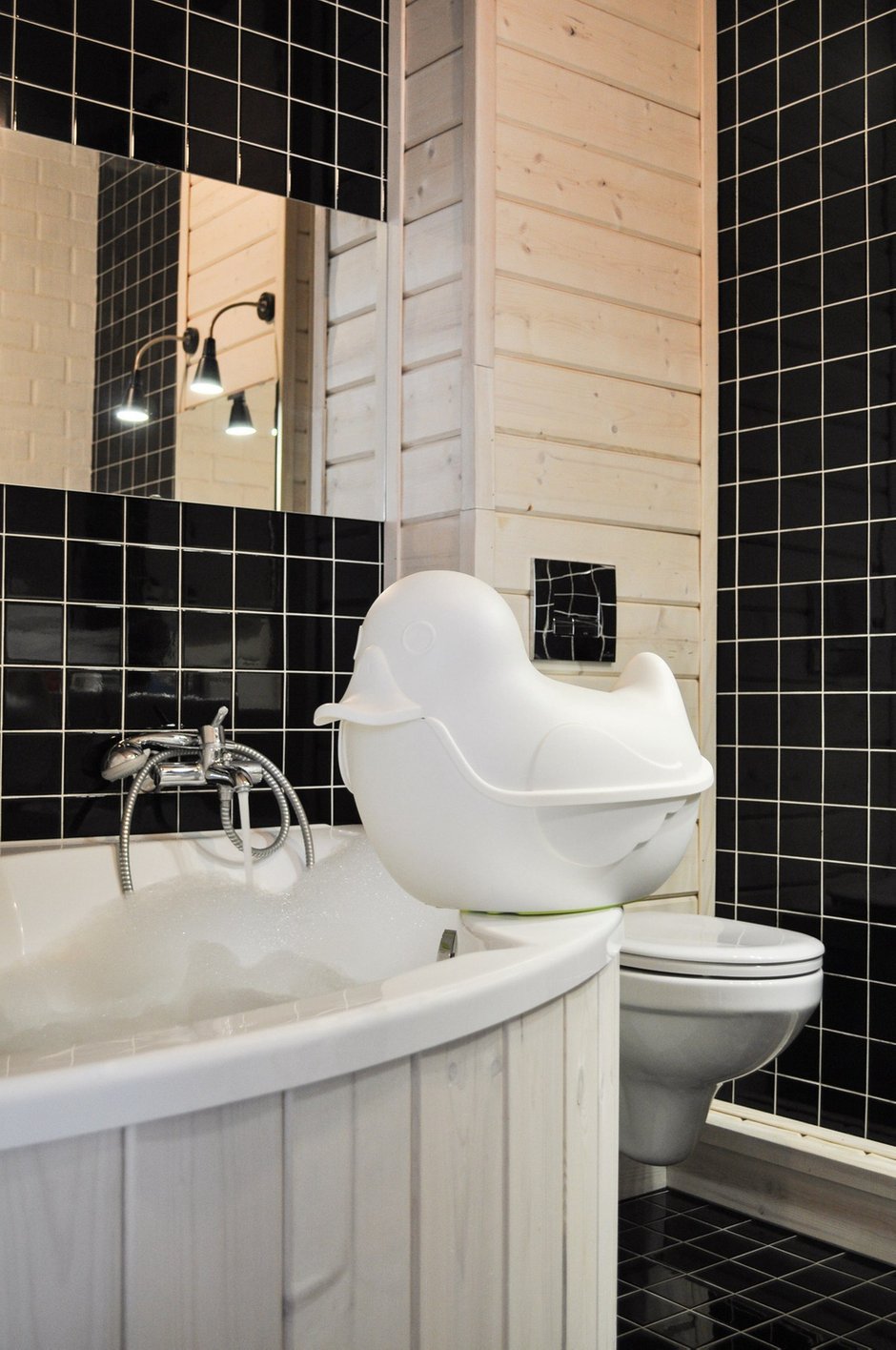 Фотография: Ванная в стиле Скандинавский, Малогабаритная квартира, Квартира, Проект недели, новостройка, Магнитогорск, Алексей Гуркин, Монолитный дом, 2 комнаты, 40-60 метров – фото на INMYROOM