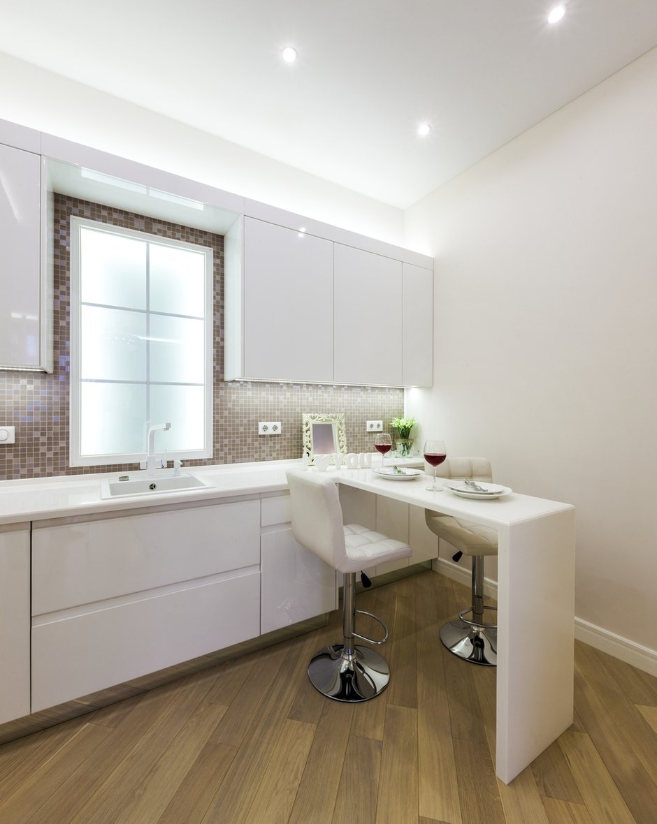 Фотография: Кухня и столовая в стиле Современный, Квартира, Проект недели, Москва, Евгения Матвеенко, FlatsDesign, новостройка, ЖК «Алые Паруса», Монолитный дом, 3 комнаты, Более 90 метров – фото на INMYROOM