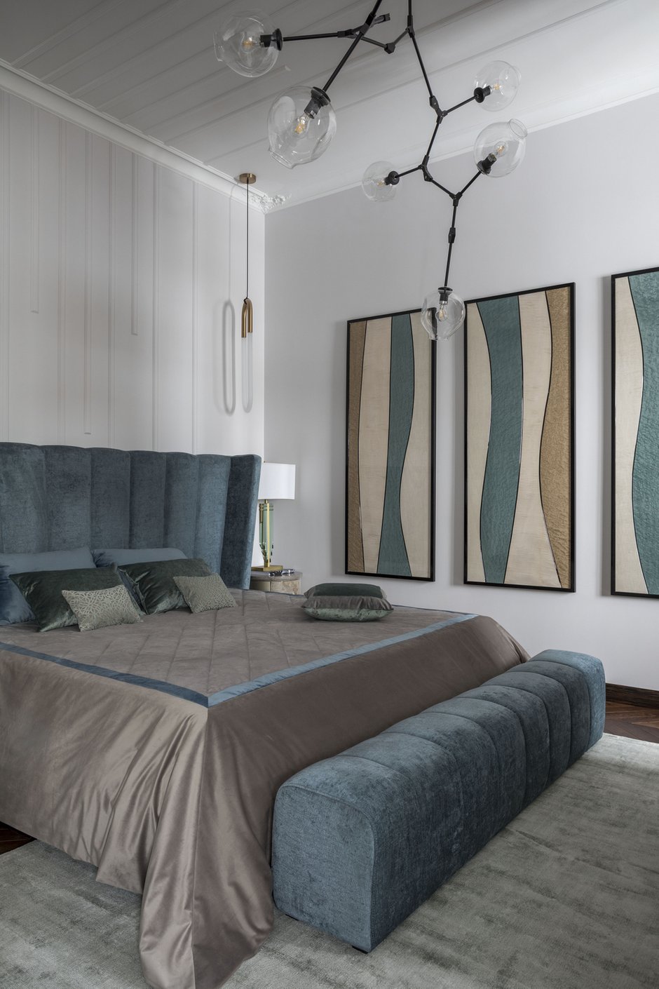 Фотография: Спальня в стиле Современный, Проект недели, Подмосковье, Дом и дача, Таунхаус, 4 и больше, Более 90 метров, Бюро Home Emotions – фото на INMYROOM