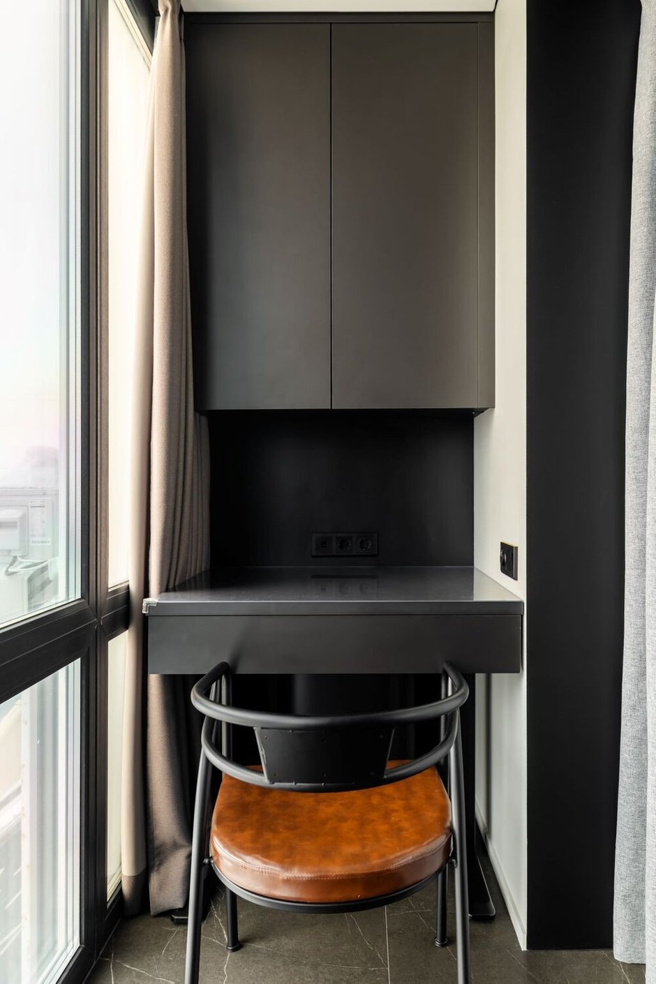 Фотография: в стиле , Малогабаритная квартира, Квартира, Проект дня, Москва, 1 комната, 40-60 метров, эклектика с элементами современного, Александр Джикаеви – фото на INMYROOM