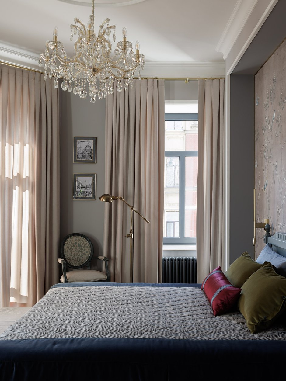 Фото: Спальня в стиле Классика, Модерн, Квартира, Проект дня, Санкт-Петербург, Кирпичный дом, Более 90 метров, модерн с элементами классики и роскоши, Наталья Шмидт – фото на INMYROOM