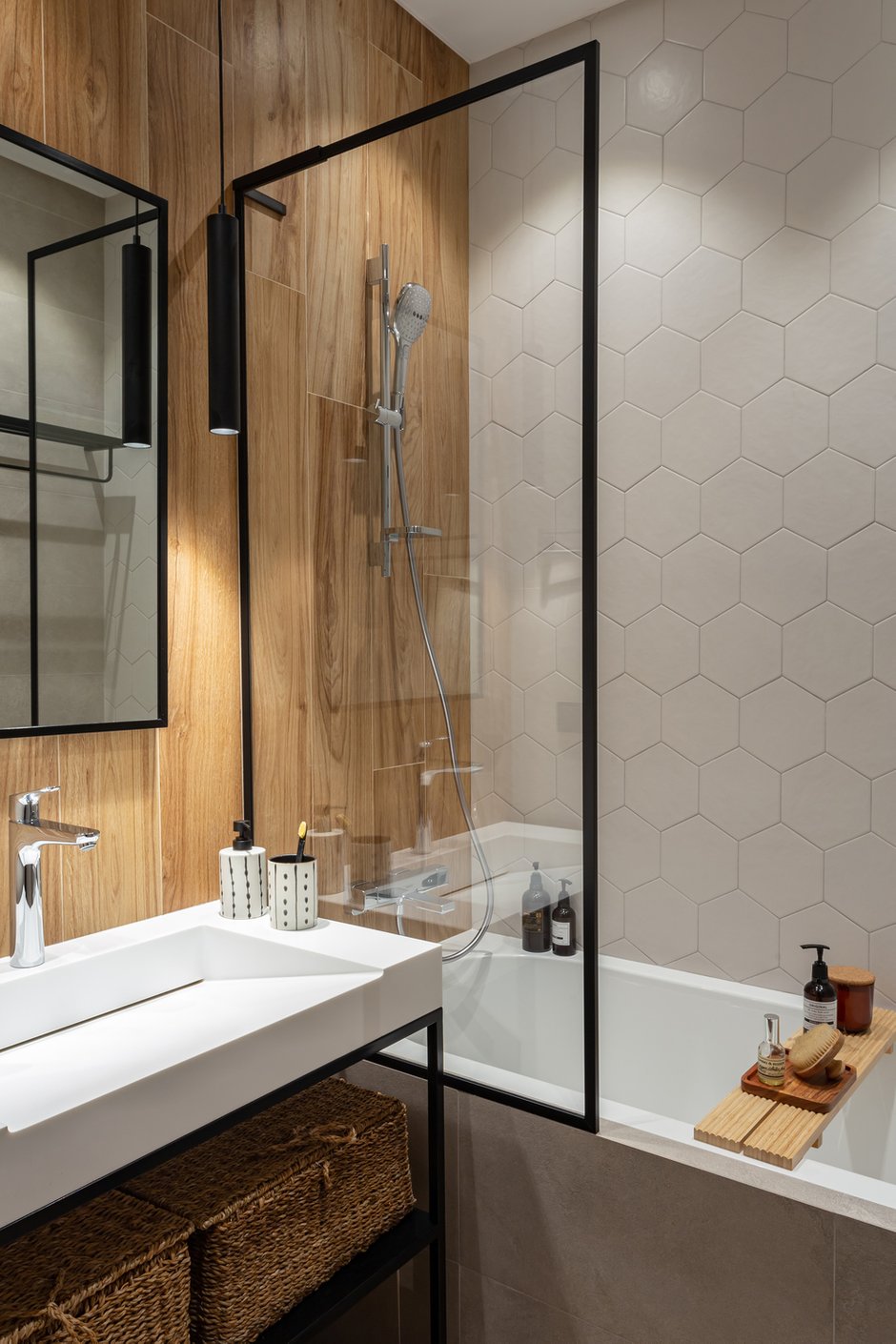 Фотография: Ванная в стиле Современный, Квартира, Проект недели, Москва, 3 комнаты, 60-90 метров, Яна Сочаво, Людмила Цыркова – фото на INMYROOM