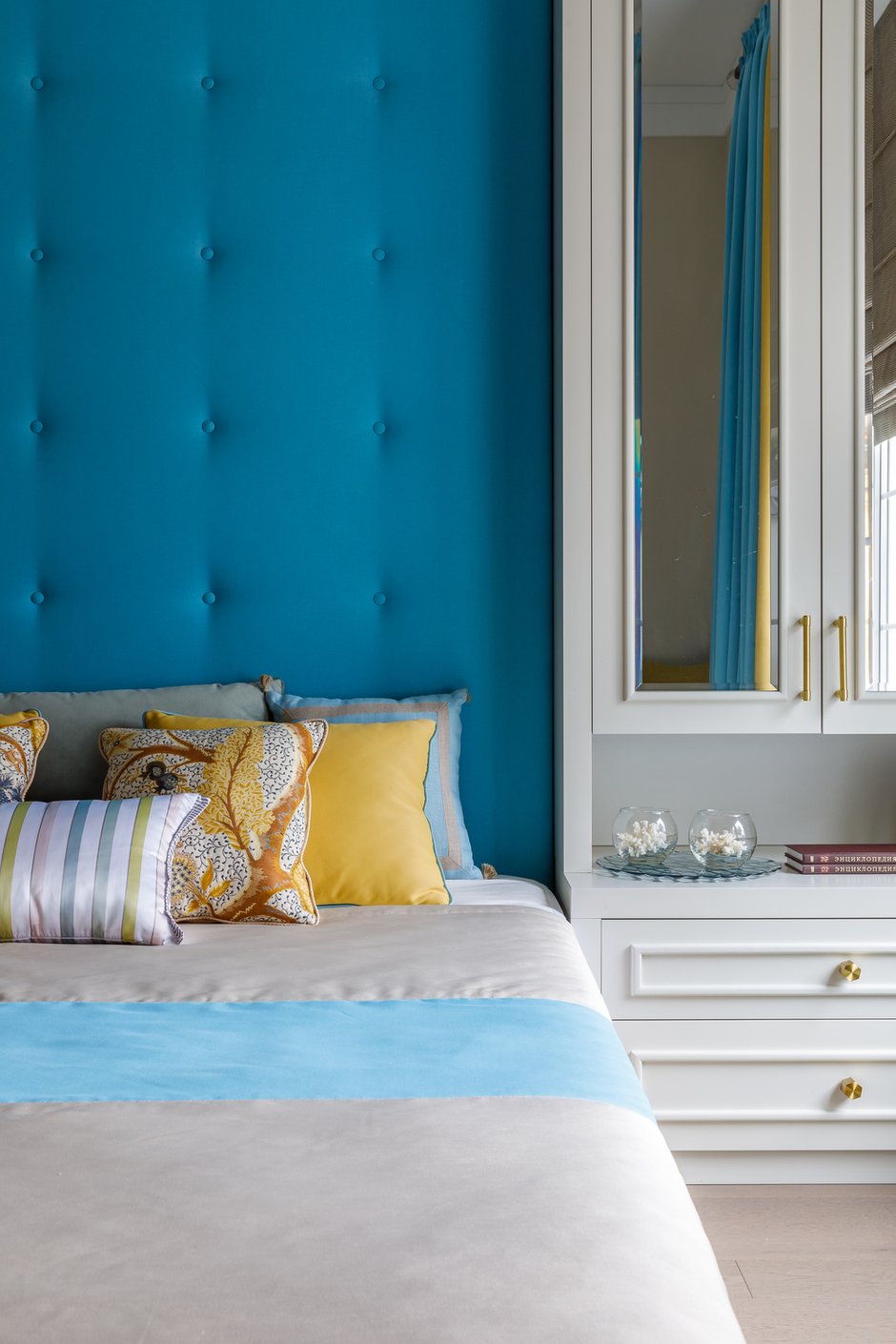 Фотография: Спальня в стиле Современный, Дом, Проект недели, Дом и дача, 4 и больше, Более 90 метров, Анна Акопян, Анапа – фото на INMYROOM