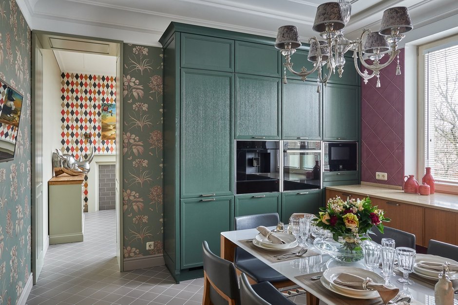 Фотография: Кухня и столовая в стиле Современный, Эклектика, Квартира, Проект недели, Калининград, 4 и больше, Более 90 метров, Виктория Лазарева – фото на INMYROOM