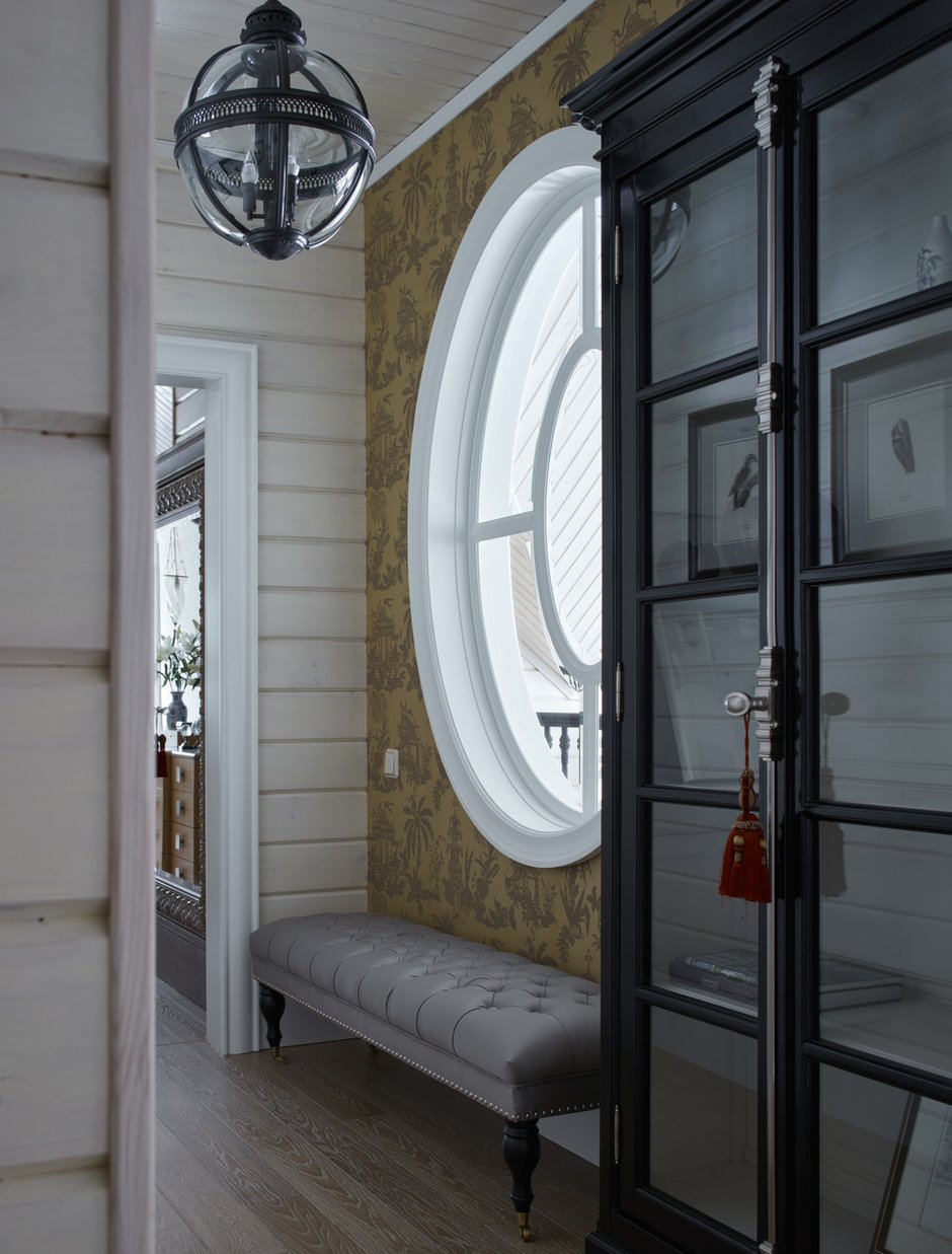 Фотография: Прихожая в стиле Классический, Прованс и Кантри, Эклектика, Дом, Проект недели, Дом и дача, Московская область, «Бахарев и партнеры», Мария Бахарева, Никита Бахарев – фото на INMYROOM