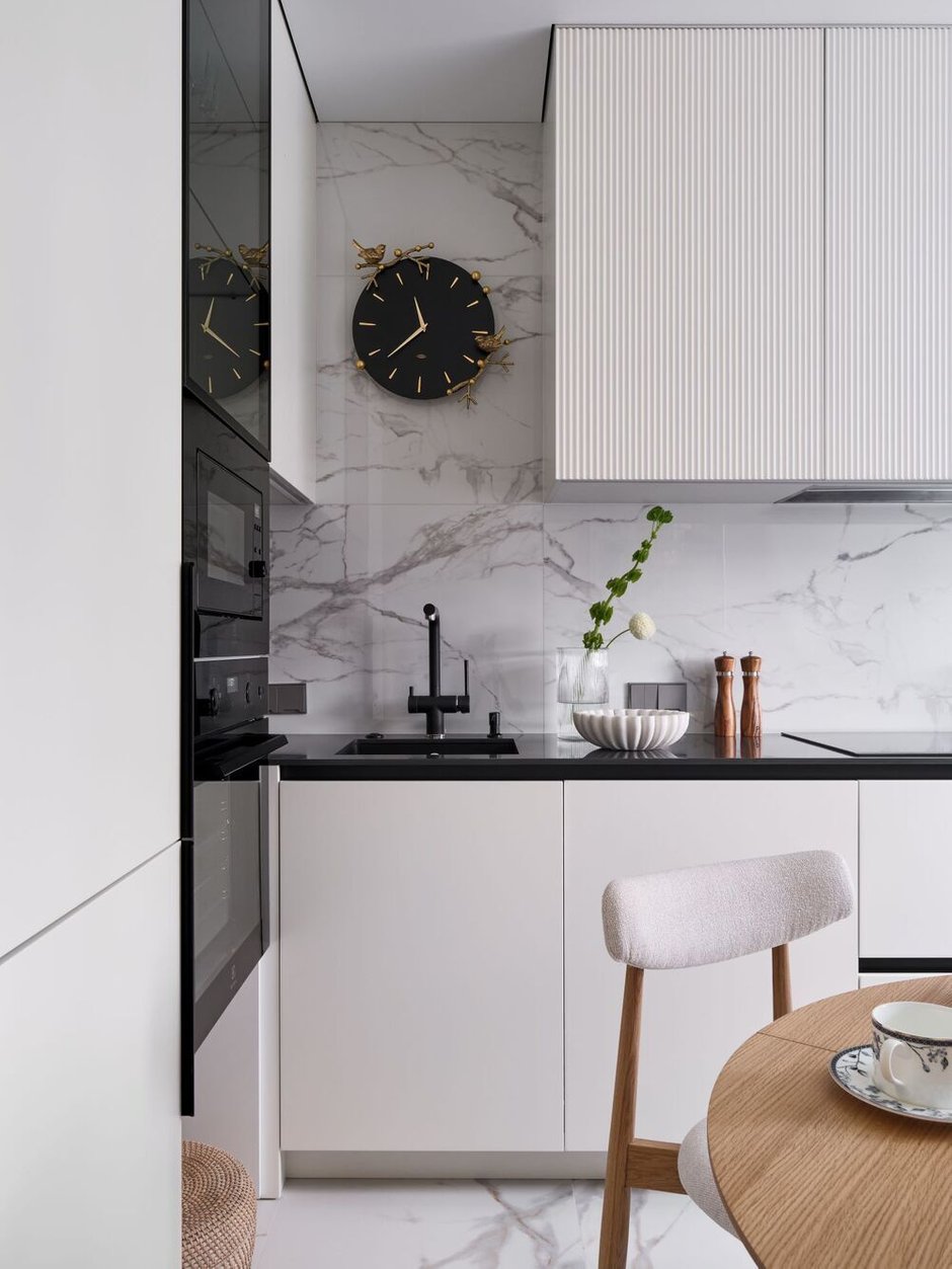 Фото: Стильная, Модерн, Квартира, Проект дня, Панельный дом, 2 комнаты, 60-90 метров, Челябинская область, Влада Николаева – фото на INMYROOM