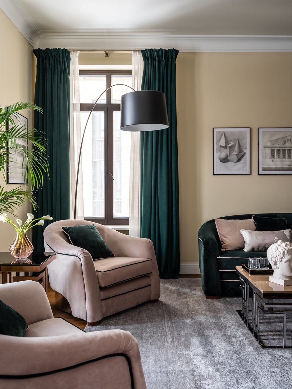 Фотография: Гостиная в стиле Классический, Современный, Эклектика, Квартира, Проект недели, Москва, Более 90 метров, Юлия Бортневская – фото на INMYROOM