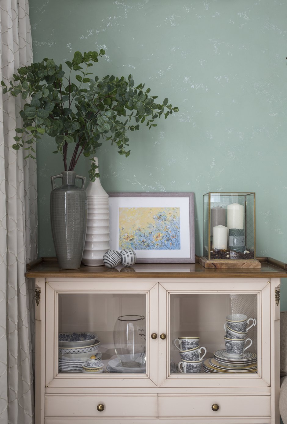 Фотография: Мебель и свет в стиле Классический, Эклектика, Квартира, Проект недели, Москва, Монолитный дом, 4 и больше, Более 90 метров, Елена Маркина – фото на INMYROOM