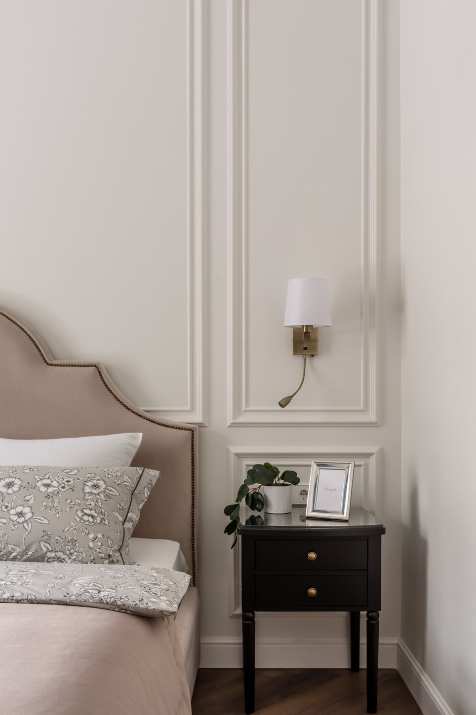 Фотография: Спальня в стиле Классический, Квартира, Проект недели, Москва, 2 комнаты, 60-90 метров, Muzahouse – фото на INMYROOM