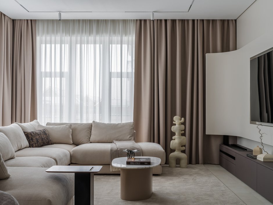 Фотография:  в стиле , Дом, Проект дня, Дом и дача, Московская область, 4 и больше, Более 90 метров, минимализм с элементами современного дизайна, Ксения Котельникова – фото на INMYROOM