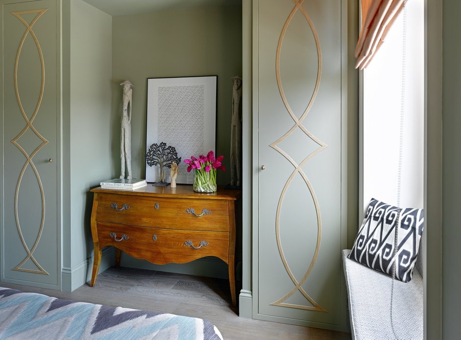 Фотография: Спальня в стиле Прованс и Кантри, Эклектика, Квартира, Проект недели, Москва, Кирпичный дом, 4 и больше, Более 90 метров, Наталья Пилипенко, Екатерина Федорова, ЖК «Дом на Можайском» – фото на INMYROOM