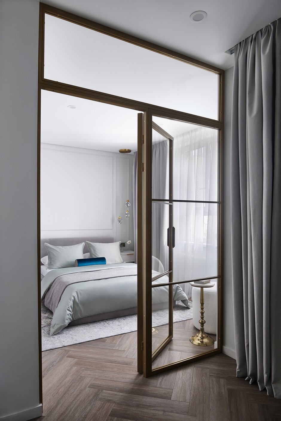 Фотография: в стиле , Малогабаритная квартира, Квартира, Проект дня, Пермь, Монолитный дом, 2 комнаты, до 40 метров, современный с элементами классики и минимализмом, Арина Гринберг – фото на INMYROOM