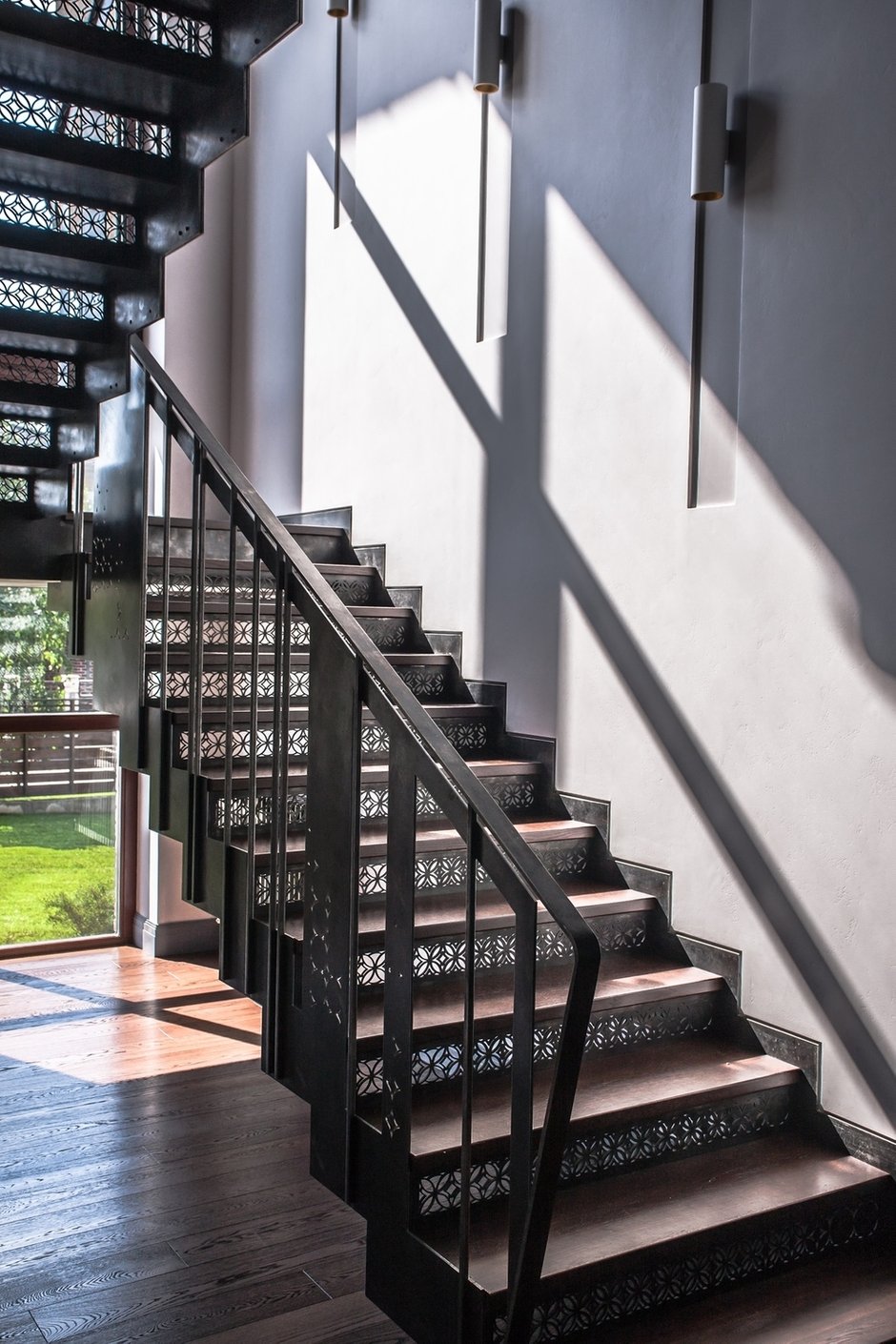 Фотография: Прихожая в стиле Современный, Эклектика, Дом, Проект недели, Дом и дача, Новая Москва, 4 и больше, Более 90 метров, Марина Бирюкова, Елизавета Голубцова, BIGO – фото на INMYROOM