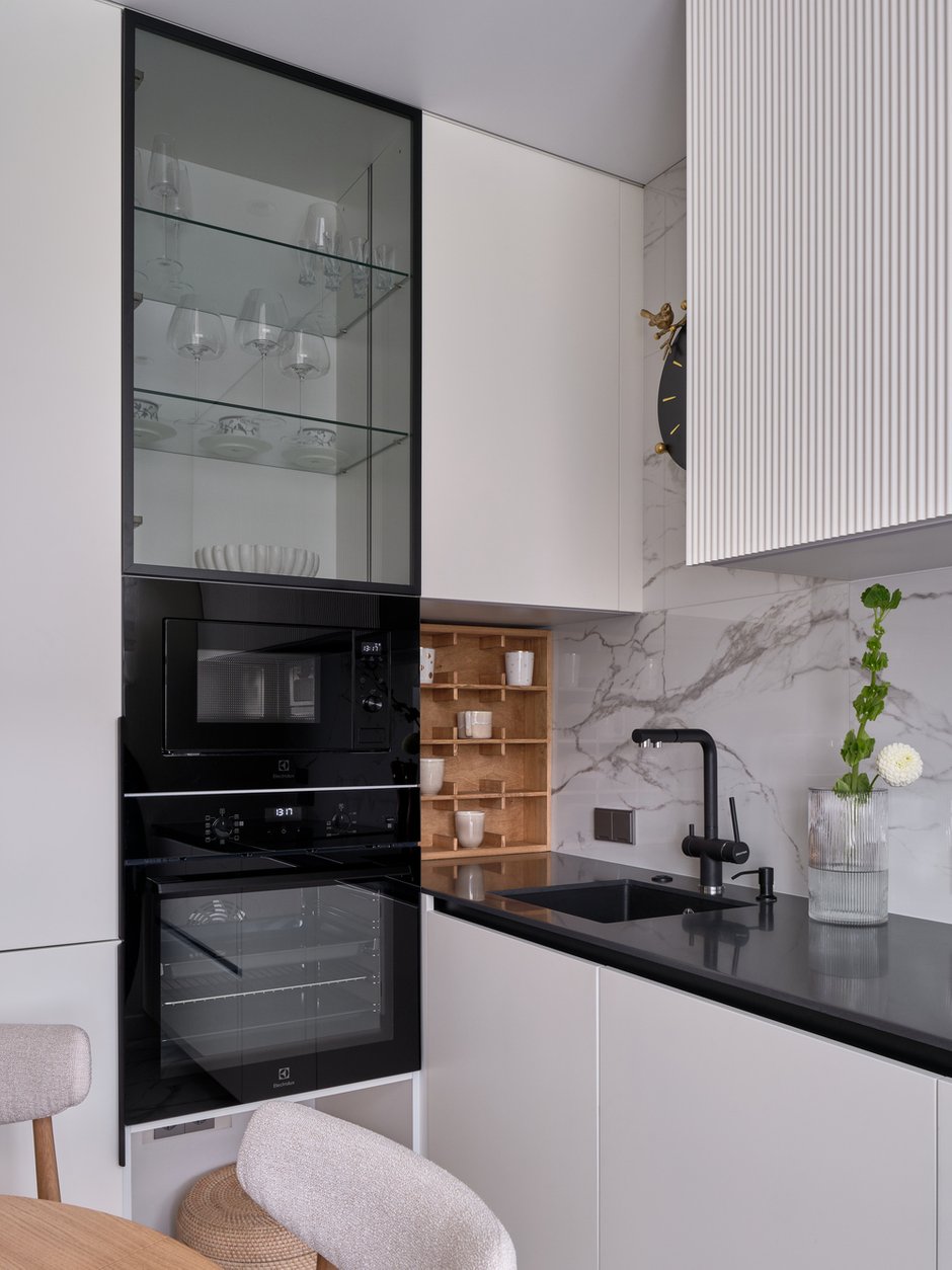 Фото: Стильная, Модерн, Квартира, Проект дня, Панельный дом, 2 комнаты, 60-90 метров, Челябинская область, Влада Николаева – фото на INMYROOM