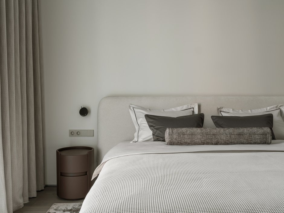 Фотография:  в стиле , Дом, Проект дня, Дом и дача, Московская область, 4 и больше, Более 90 метров, минимализм с элементами современного дизайна, Ксения Котельникова – фото на INMYROOM