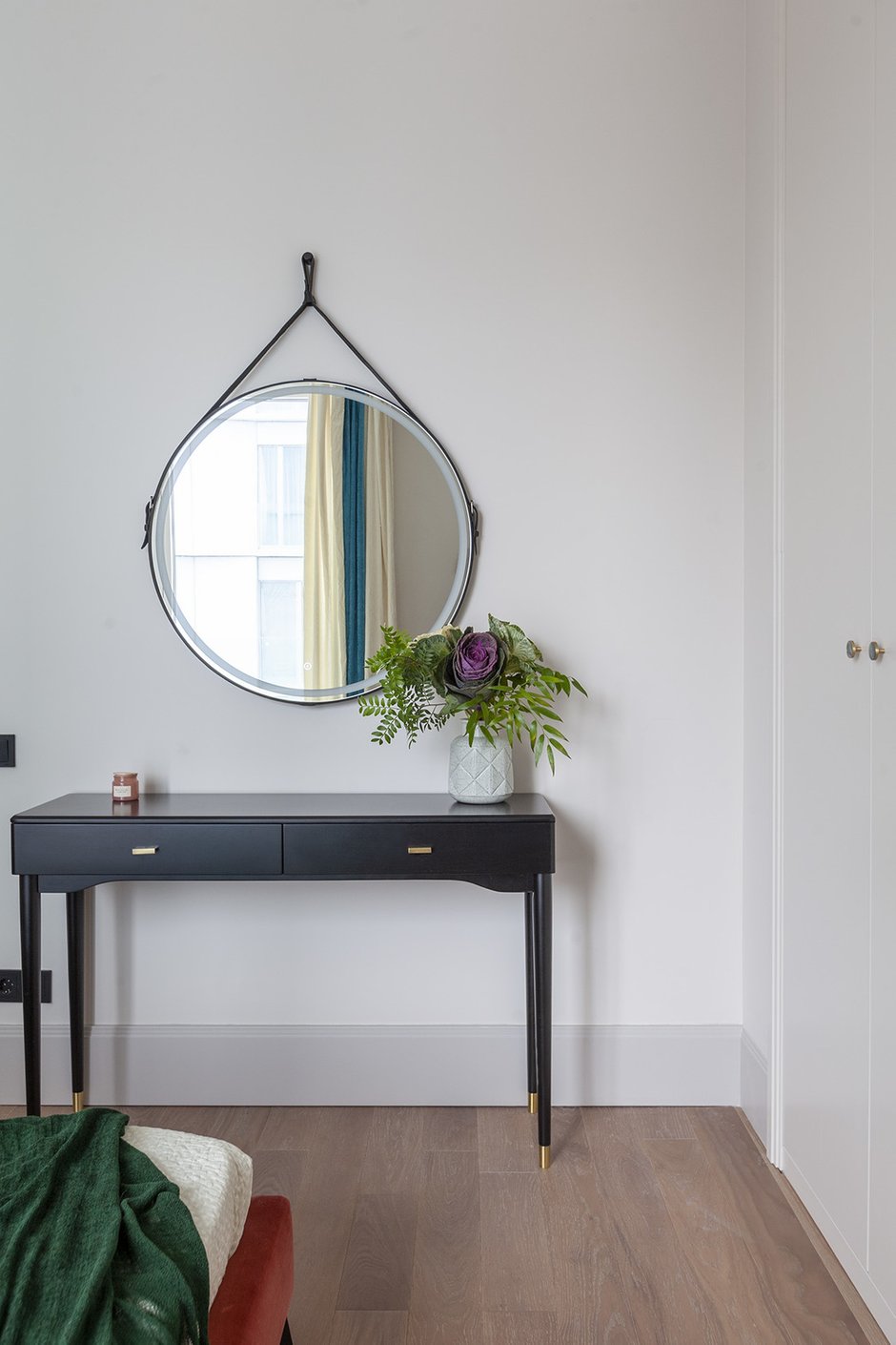 Фотография: Спальня в стиле Современный, Квартира, Проект недели, Москва, 4 и больше, 60-90 метров, Рада Кобук, Варя Шалито – фото на INMYROOM