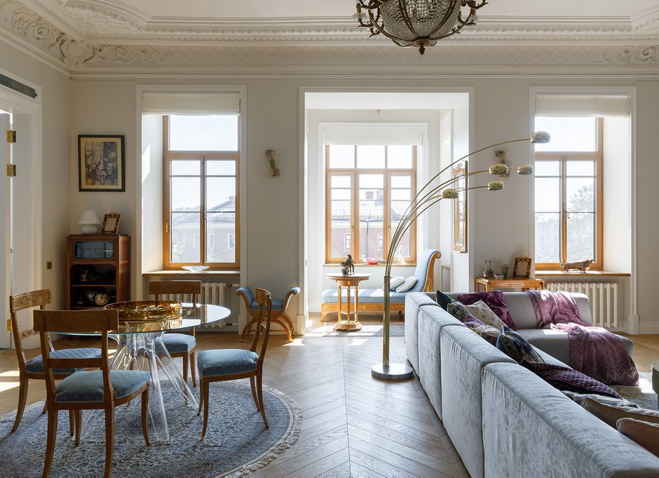 Фотография: Гостиная в стиле Классический, Эклектика, Винтажный, Квартира, Проект дня, Санкт-Петербург, Кирпичный дом, 4 и больше, Более 90 метров, Архитектурное бюро Картун, Ирина Картун – фото на INMYROOM