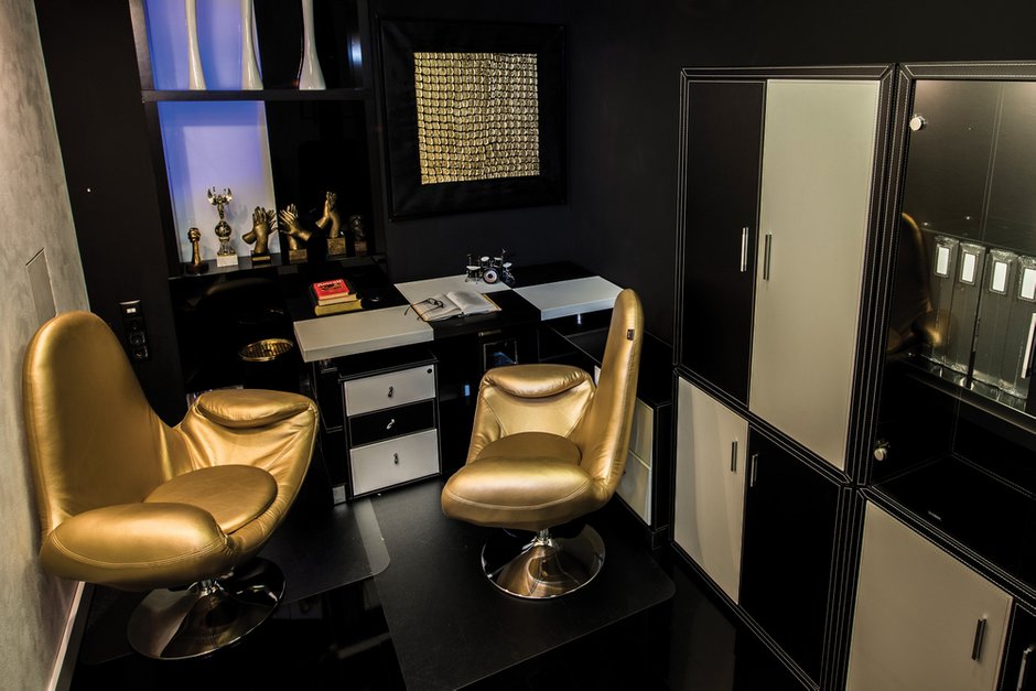 Фотография: Офис в стиле Хай-тек, Квартира, Дома и квартиры, Интерьеры звезд, Проект недели, Москва – фото на INMYROOM