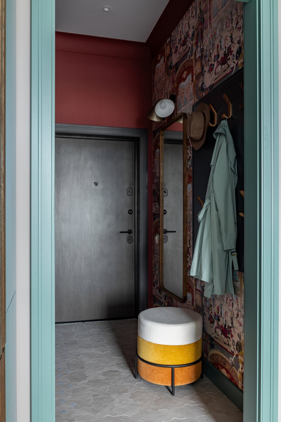 Фотография: Прихожая в стиле Современный, Квартира, Проект дня, Москва, 2 комнаты, 60-90 метров, Кристина Квартальнова – фото на INMYROOM