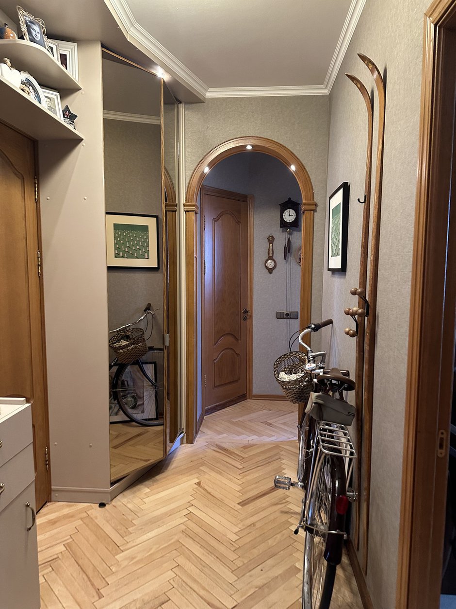 Фото: в стиле, интерьер комнаты, интерьера, дизайна интерьера, изменения, как украсить внутреннюю часть копек, интерьер Kopecks, как оборудовать кусок копека для молодой семьи, дизайн двухместной квартиры в панели, до и после, реконструкция типичной квартиры, передела