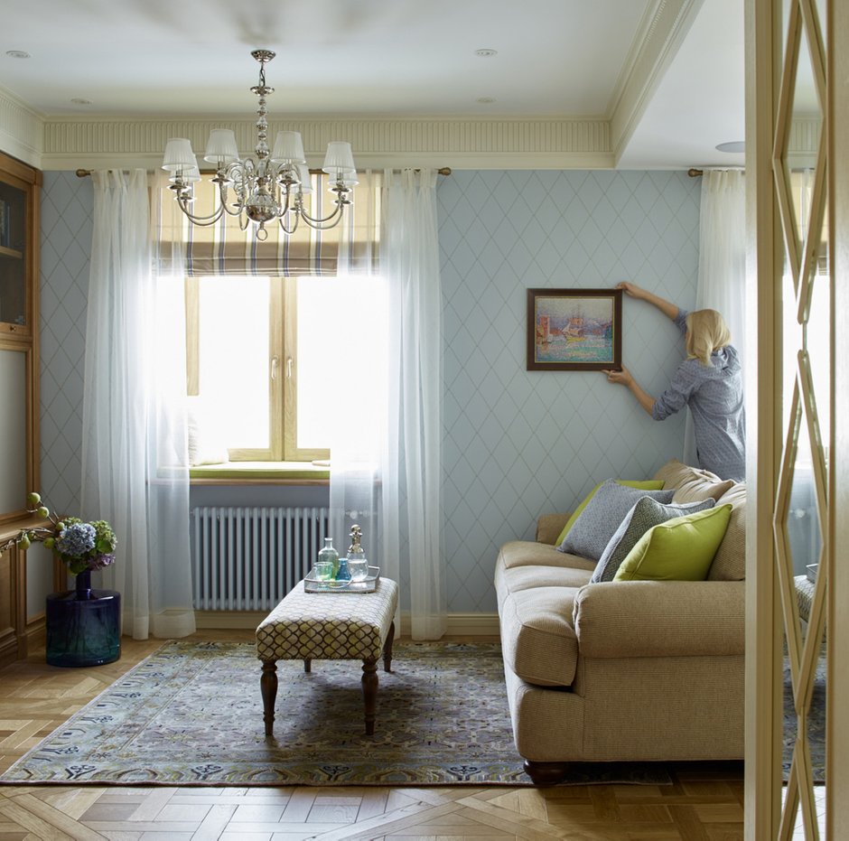 Фотография: Гостиная в стиле Классический, Современный, Квартира, Проект недели, Москва, Сергей Ананьев, 3 комнаты, 60-90 метров, KuzovlevaHome – фото на INMYROOM