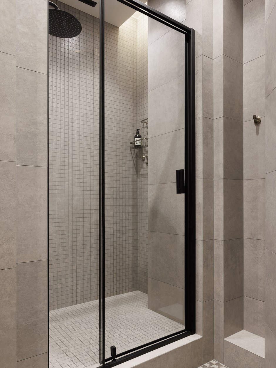 Фото: Ванная в стиле Модерн, Квартира, Проект дня, Санкт-Петербург, Кирпичный дом, Более 90 метров, модерн с элементами классики и роскоши, Наталья Шмидт – фото на INMYROOM