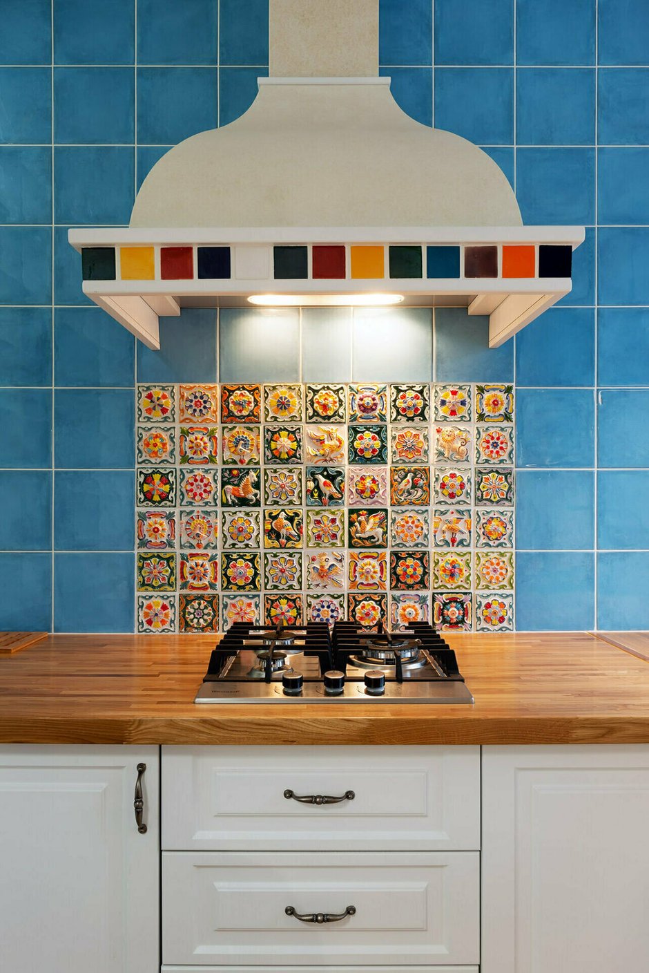 Фотография:  в стиле , Советы, уборка ванной комнаты, секреты уборки, как облегчить уборку, как очистить швы в ванной, уборка в ванной, швы почернели, швы на плитке, как отбелить швы, швы потеряли вид, Швы между плиткой потемнели, швы между плитками, швы потемнели как очистить, потемнели швы, потемнели швы между плиткой – фото на INMYROOM