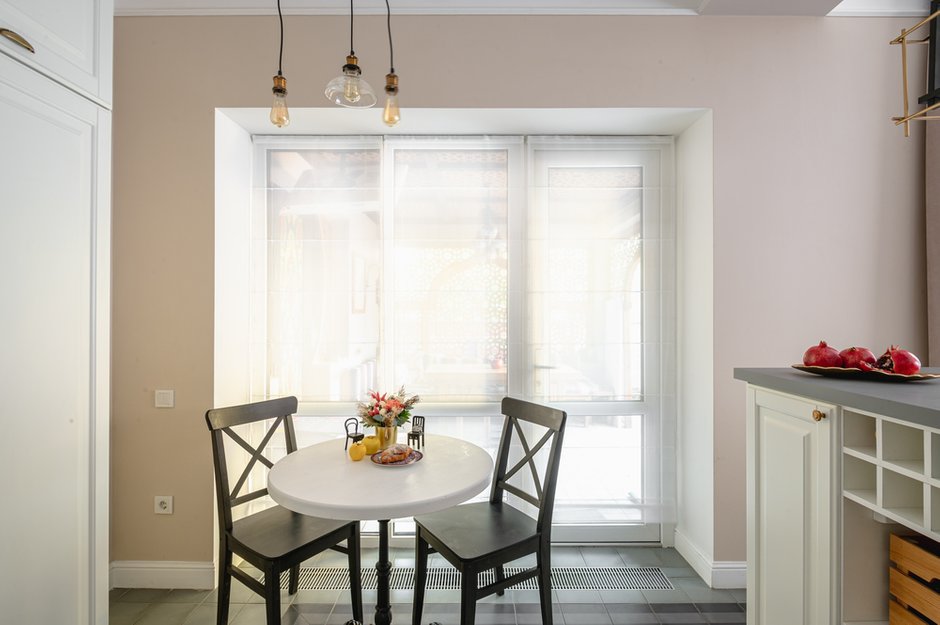 Фотография: Кухня и столовая в стиле Классический, Гостиная, Дом, Проект недели, Дом и дача, 4 и больше, Более 90 метров, Симферополь, Татьяна Петрова – фото на INMYROOM