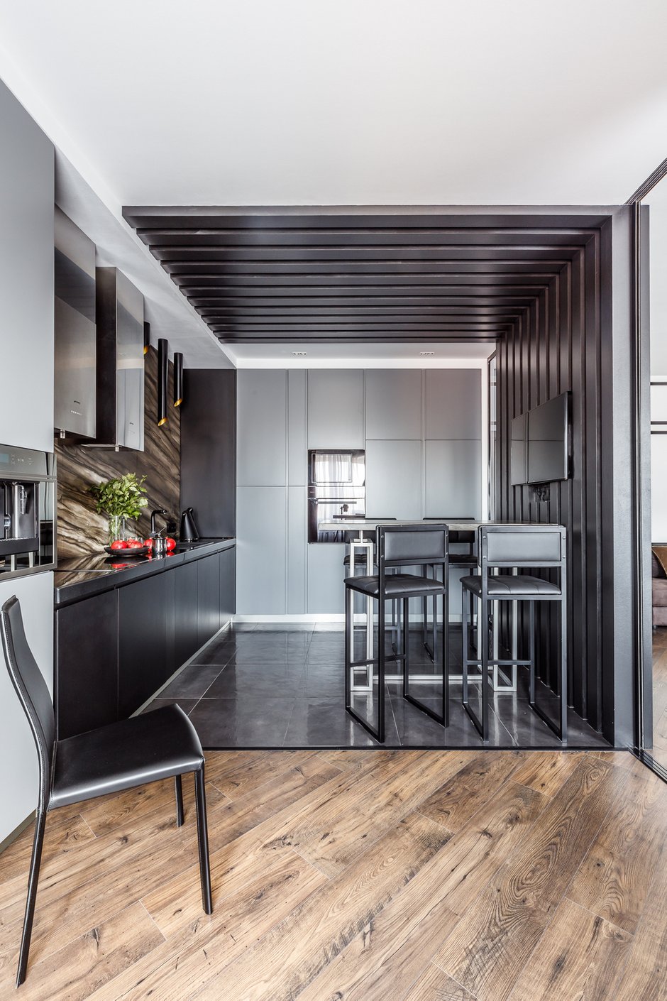 Фотография: Кухня и столовая в стиле Современный, Лофт, Квартира, Проект недели, Краснодар, Монолитный дом, 2 комнаты, 60-90 метров, Ксения Демина – фото на INMYROOM