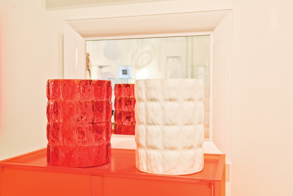 Фотография: Аксессуары в стиле , Декор интерьера, Карта покупок, Мебель и свет, Индустрия, Маркет, Филипп Старк, Kartell – фото на INMYROOM