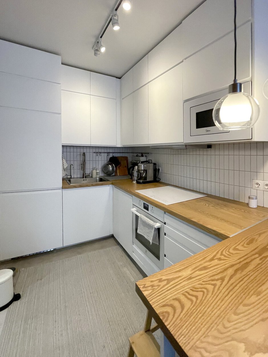 Фотография: в стиле , Кухня и столовая, Интерьер комнат, Советы, бюджетное обновление интерьера, маленькая кухня, бюджетный интерьер, как оформить интерьер кухни, интерьер кухни, бюджетная кухня, бюджетный ремонт, бюджетный ремонт кухни – фото на INMYROOM