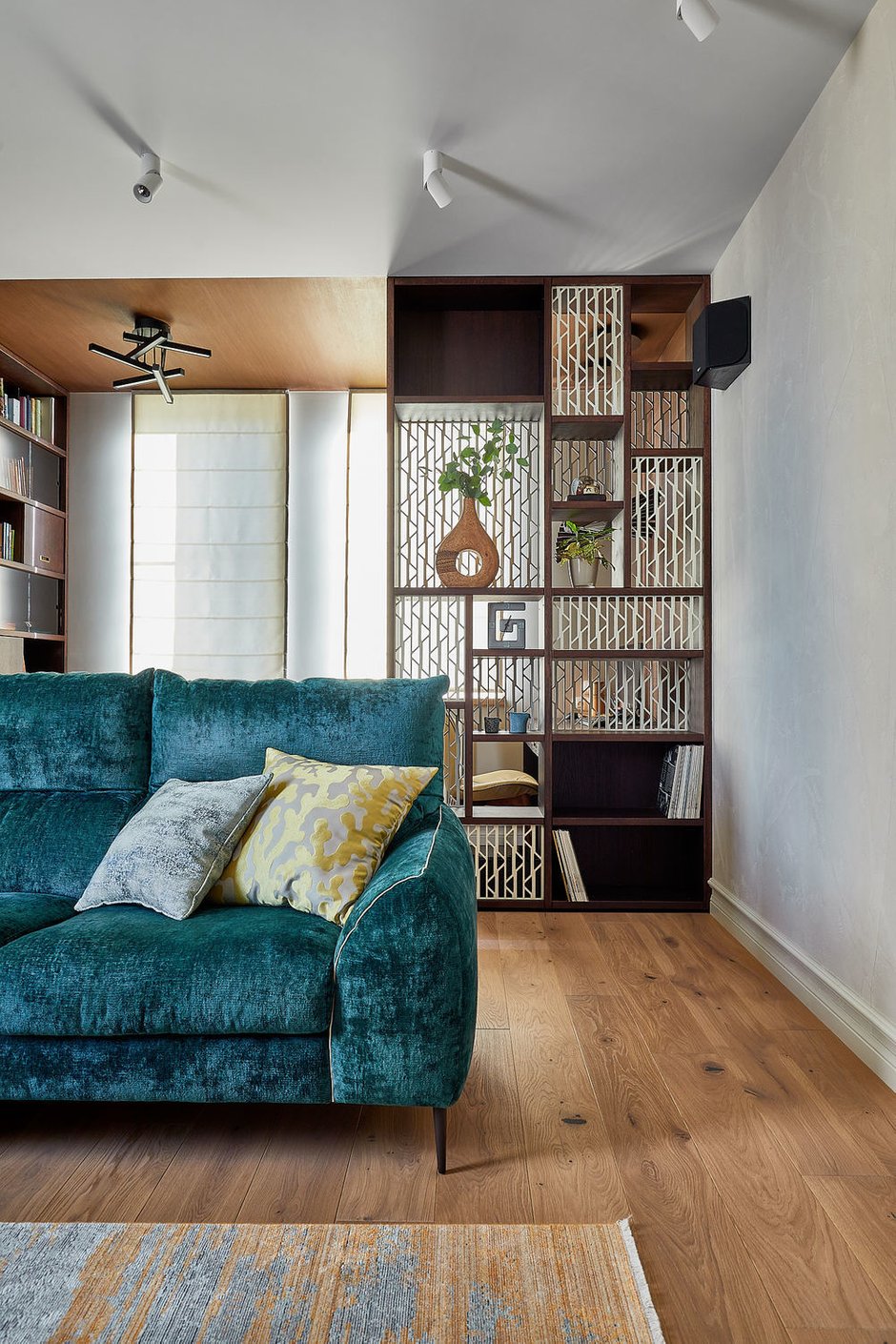 Фотография: Гостиная в стиле Восточный, Эклектика, Квартира, Проект недели, Москва, 4 и больше, Более 90 метров, Бюро IVA – фото на INMYROOM