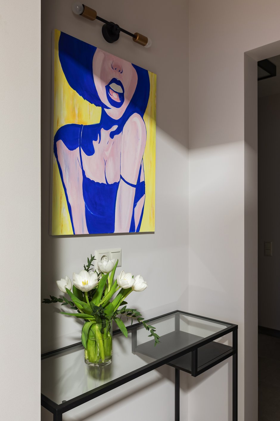 Фотография: Прихожая в стиле Современный, Квартира, Проект недели, Красный, Синий, Минск, Панельный дом, Ольга Беркова, 1 комната, 40-60 метров – фото на INMYROOM