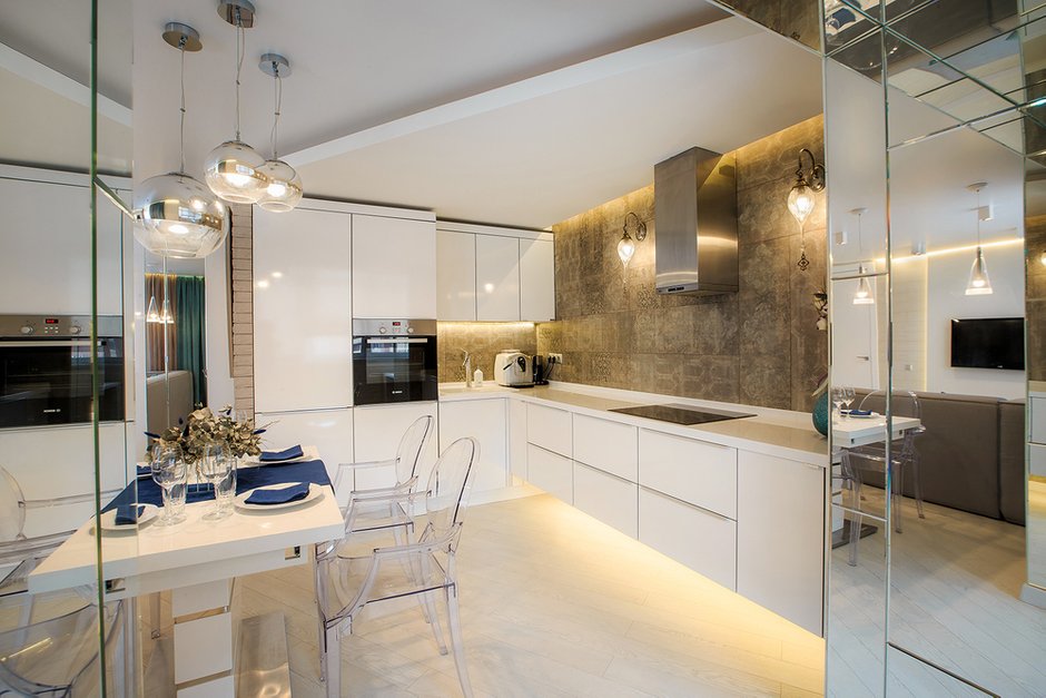 Фотография: Кухня и столовая в стиле Современный, Квартира, Минимализм, Проект недели, новостройка, Свердловская область, Студия 40, Монолитный дом, 2 комнаты, 40-60 метров – фото на INMYROOM