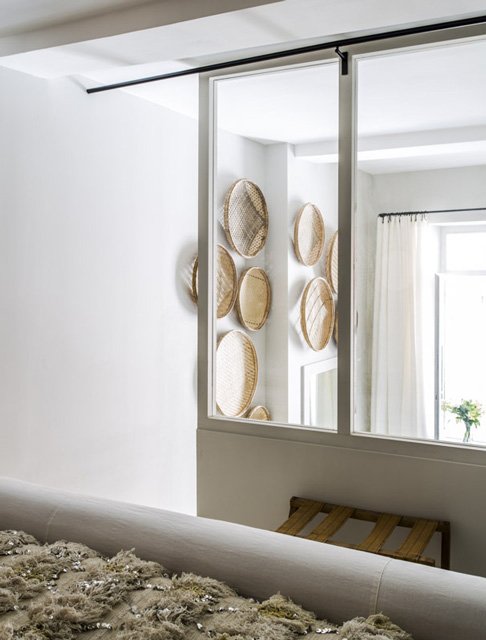 Фотография: Декор в стиле Современный, Скандинавский, Декор интерьера, Малогабаритная квартира, Квартира, Цвет в интерьере, Дома и квартиры, Белый – фото на INMYROOM