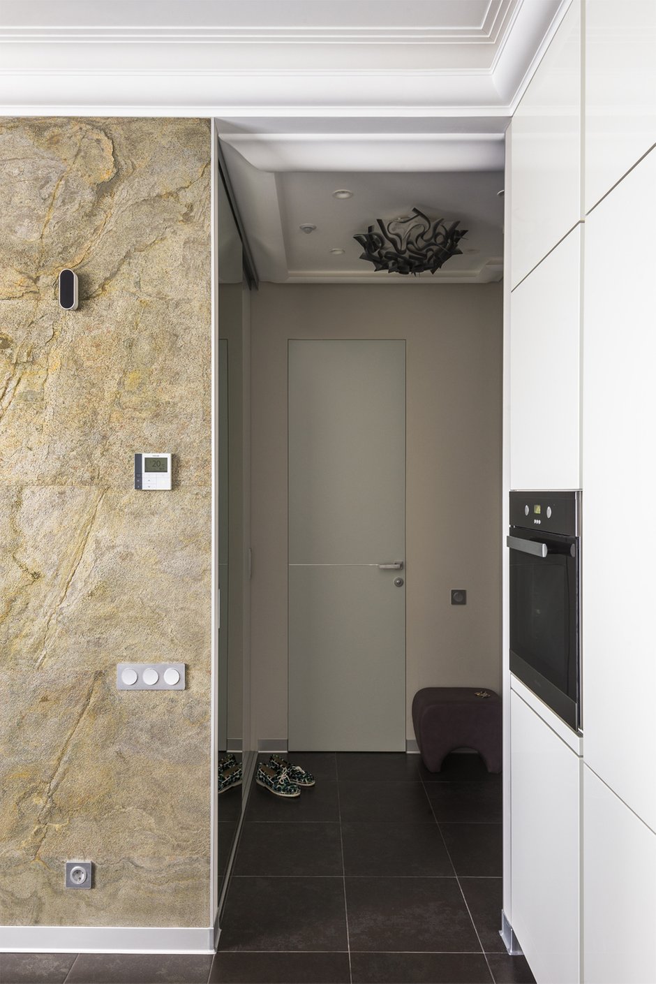 Фотография: Прихожая в стиле Современный, Квартира, Проект дня, Москва, Монолитный дом, 3 комнаты, 60-90 метров, Ольга Рудакова, ЖК «Самаринский» – фото на INMYROOM