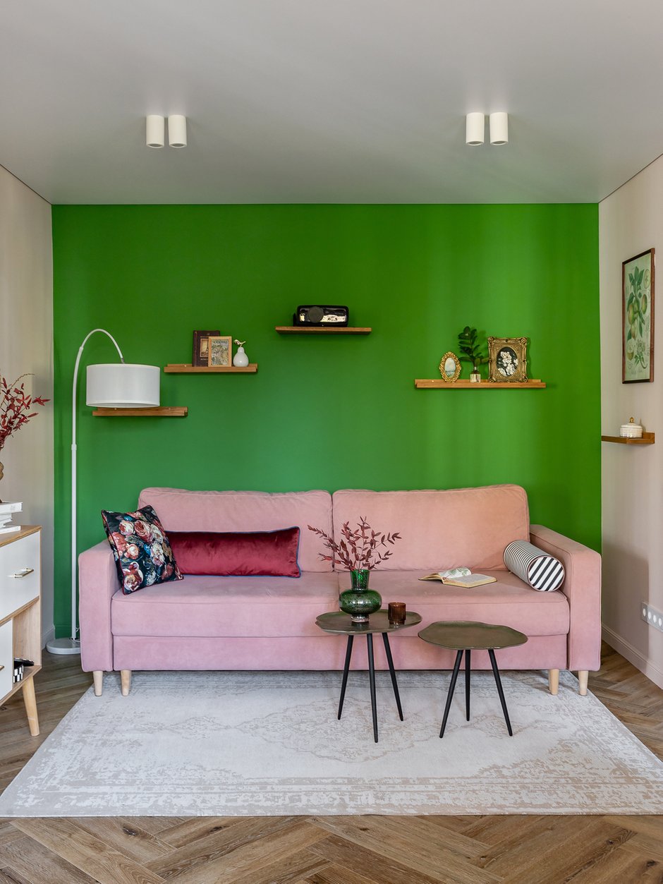 Фотография: Гостиная в стиле Современный, Эклектика, Винтажный, Малогабаритная квартира, Квартира, Проект дня, Беларусь, Минск, Хрущевка, Кирпичный дом, 2 комнаты, 40-60 метров, Эльвира Мисюро – фото на INMYROOM