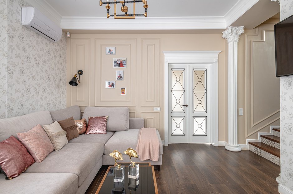 Фотография: Гостиная в стиле Классический, Кухня и столовая, Дом, Проект недели, Дом и дача, 4 и больше, Более 90 метров, Симферополь, Татьяна Петрова – фото на INMYROOM