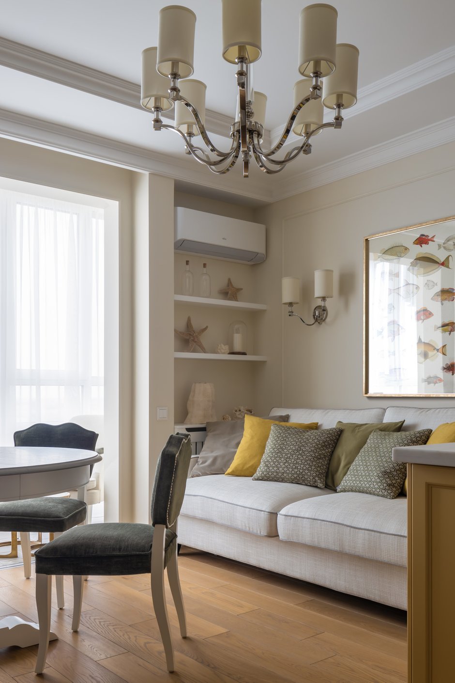 Фотография: Кухня и столовая в стиле Классический, Современный, Квартира, Проект недели, Санкт-Петербург, Виктория Малышева, 2 комнаты, 40-60 метров – фото на INMYROOM