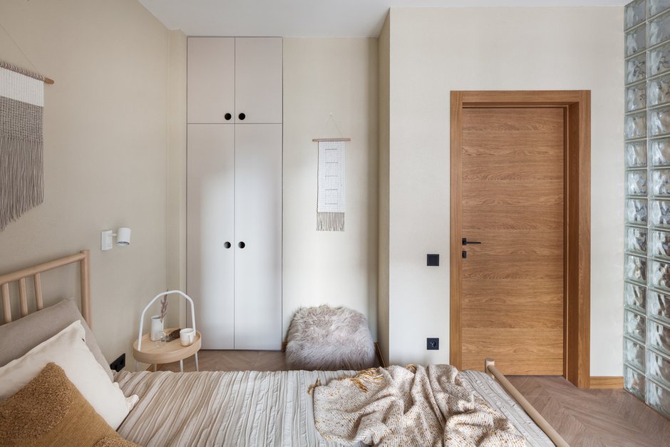 Фотография: Спальня в стиле Скандинавский, Лофт, Современный, Квартира, Проект недели, Минск, Монолитный дом, 1 комната, 40-60 метров, Екатерина Труханова, Лена Куланина – фото на INMYROOM