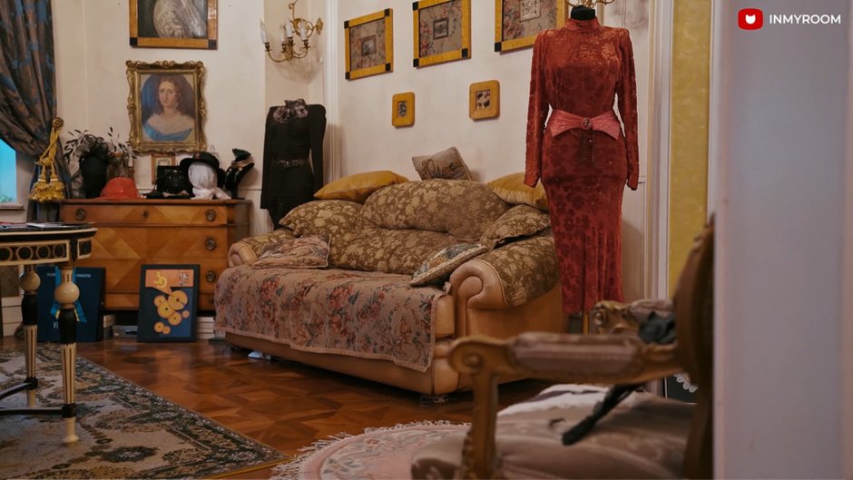 Фотография:  в стиле , LIFESTYLE, Музей-мастерская Людмилы Гурченко, Людмила Гурченко, Квартира Людмилы Гурченко, жизнь Людмилы Гурченко, питание Людмилы Гурченко, Гардероб Людмилы Гурченко, как одевалась Людмила Гурченко, образы Людмилы Гурченко, одежда Людмилы Гурченко, как жила Людмила Гурченко, квартира Людмила Гурченко, Гурченко, Гурченко и мода – фото на INMYROOM