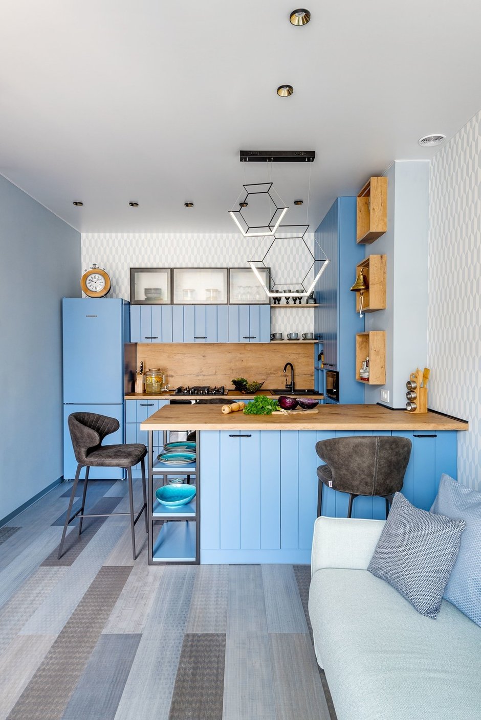 Фотография: Кухня и столовая в стиле Современный, Эко, Квартира, Проект недели, 2 комнаты, 40-60 метров, Светлогорск, Виктория Лазарева – фото на INMYROOM