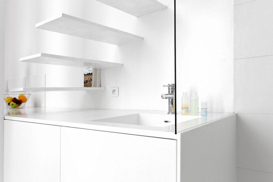 Фотография: Декор в стиле Современный, Хай-тек, Малогабаритная квартира, Квартира, Дома и квартиры, Париж – фото на INMYROOM