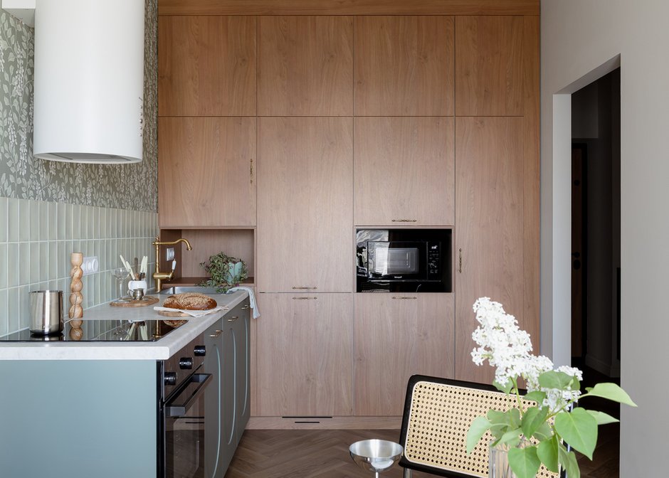 Фотография: Кухня и столовая в стиле Современный, Квартира, Проект дня, Екатеринбург, Монолитный дом, 2 комнаты, 40-60 метров, современный с элементами ретро, Анастасия Гавриленко, Анастасия Камаева – фото на INMYROOM