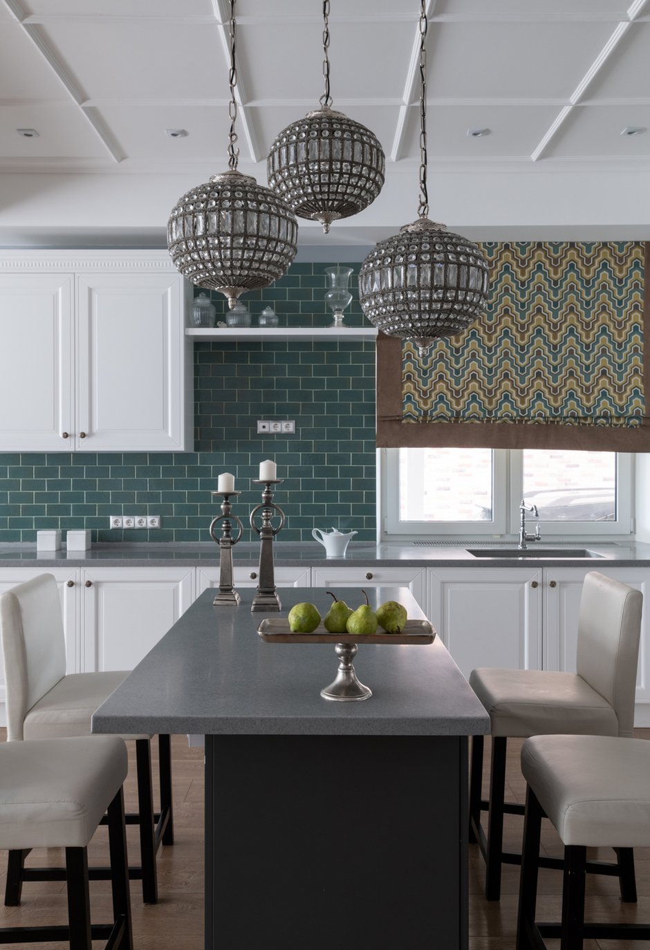 Фотография: Кухня и столовая в стиле Классический, Современный, Дом, Проект недели, Анна Крапивко, Кирпичный дом, 4 и больше, Более 90 метров – фото на INMYROOM