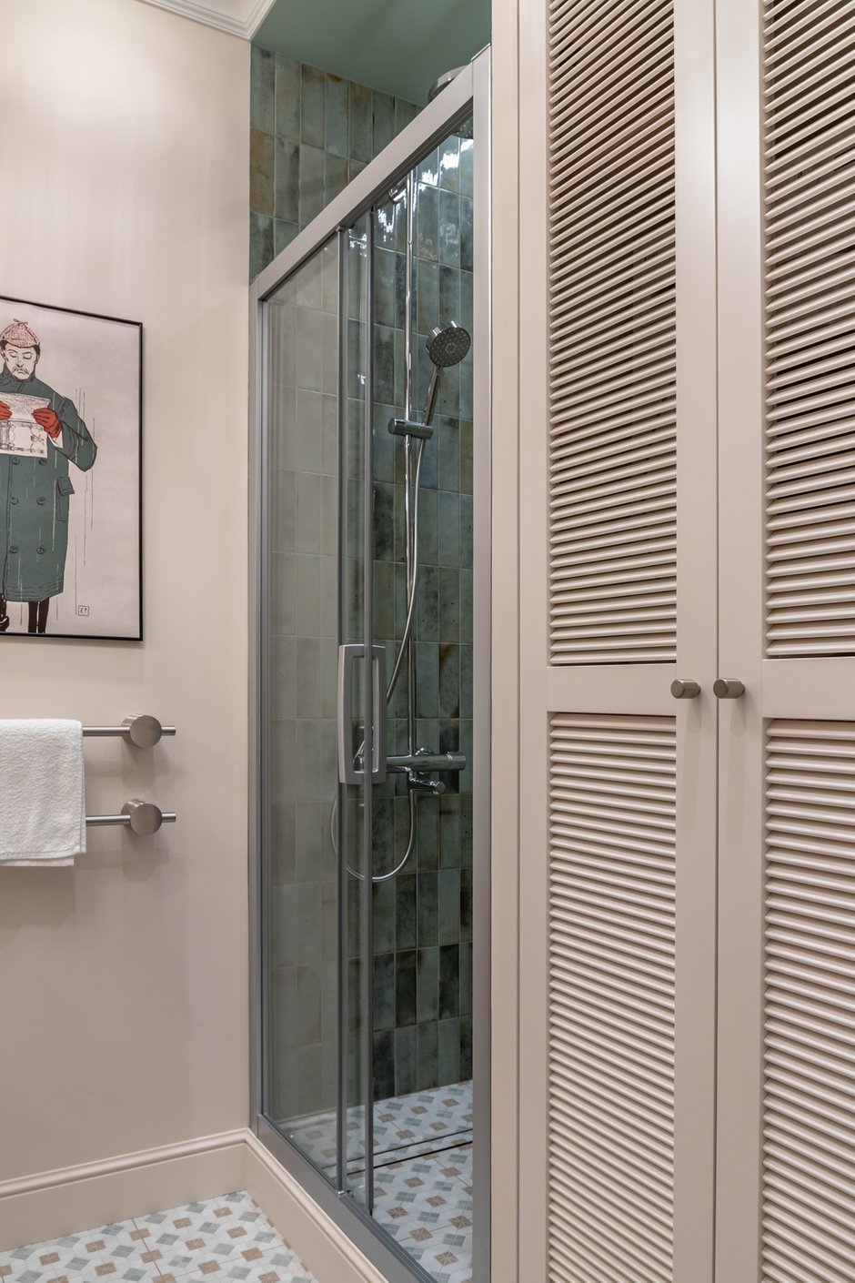 Фотография: Ванная в стиле Современный, Малогабаритная квартира, Квартира, Проект дня, Москва, Монолитный дом, 2 комнаты, до 40 метров, современный с элементами неоклассики – фото на INMYROOM