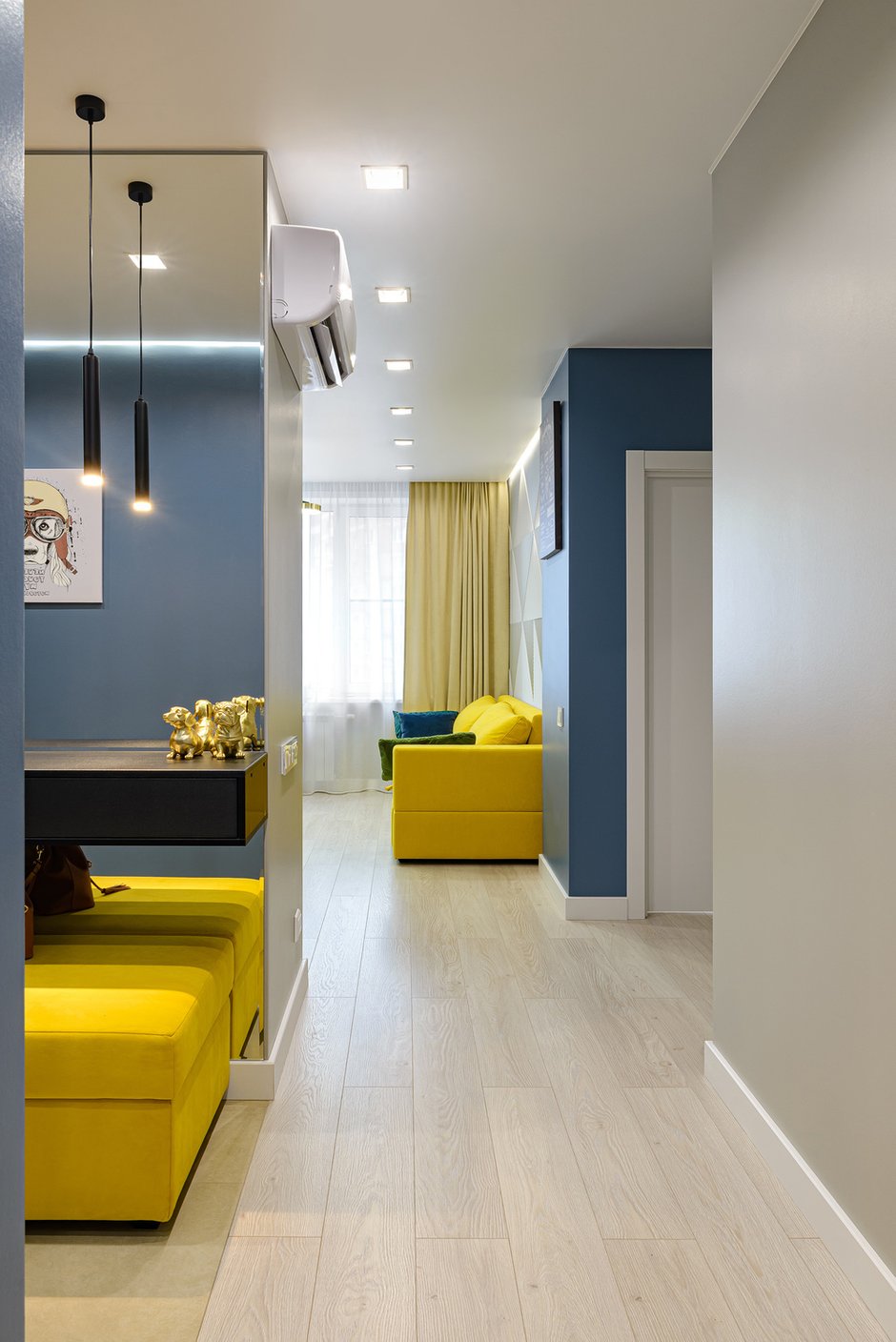 Фотография: Прихожая в стиле Современный, Квартира, Проект недели, Новосибирск, 3 комнаты, 60-90 метров, Студия 3D, Полина Марченко – фото на INMYROOM