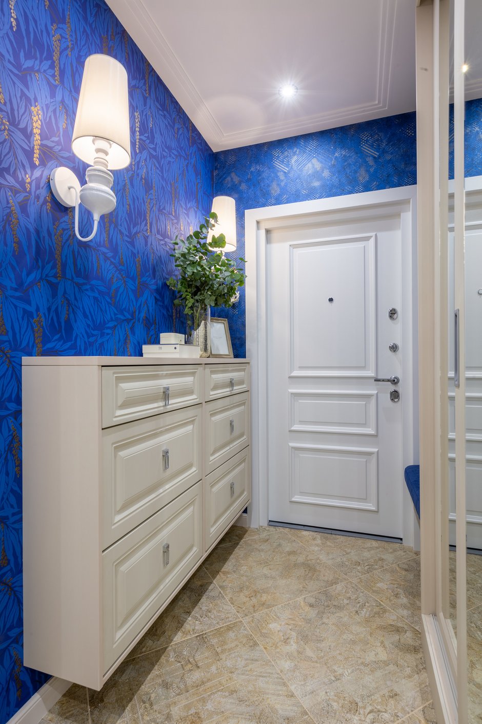 Фотография: Прихожая в стиле Классический, Современный, Квартира, Проект недели, Москва, 3 комнаты, 60-90 метров, Анастасия Бондарева, Bond Design – фото на INMYROOM